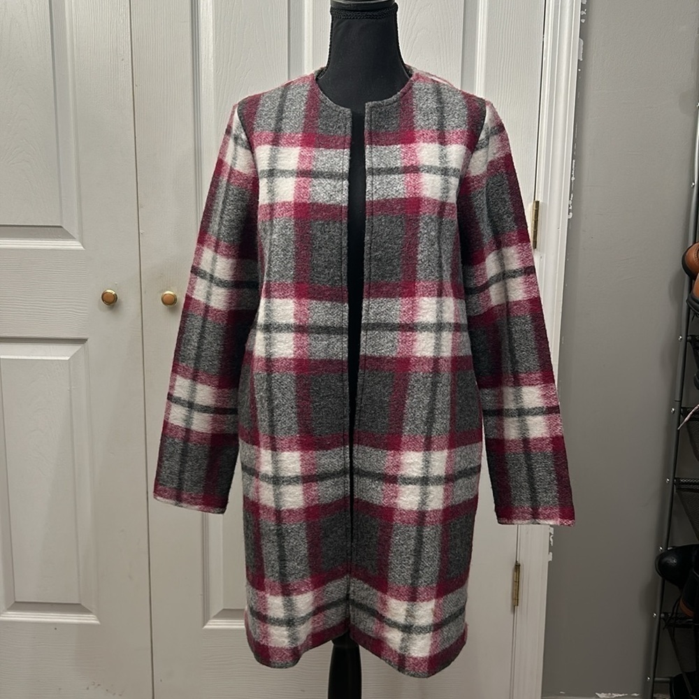 Max Studio cardigan. Wool blend. Plaid. Pockets. size M.